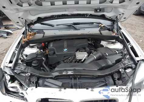 2015 BMW X1 xDrive28I z USA, uszkodzony, nr VIN WBAVL1C59FVY37624